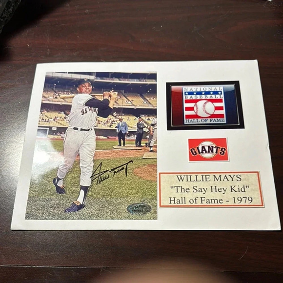 Willie Mays Hall of Fame 1979 Giants Memorabilia - Picture 1 of 1